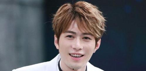 娱乐吃瓜男友是谁,他是谁？背后的故事大揭秘